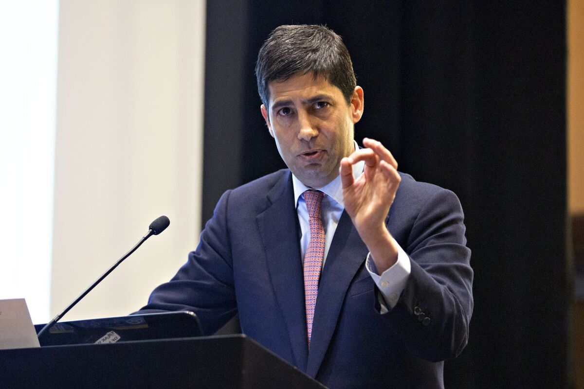 Warsh Suggests Fed's Tariff Remarks Imply Impaired Credibility