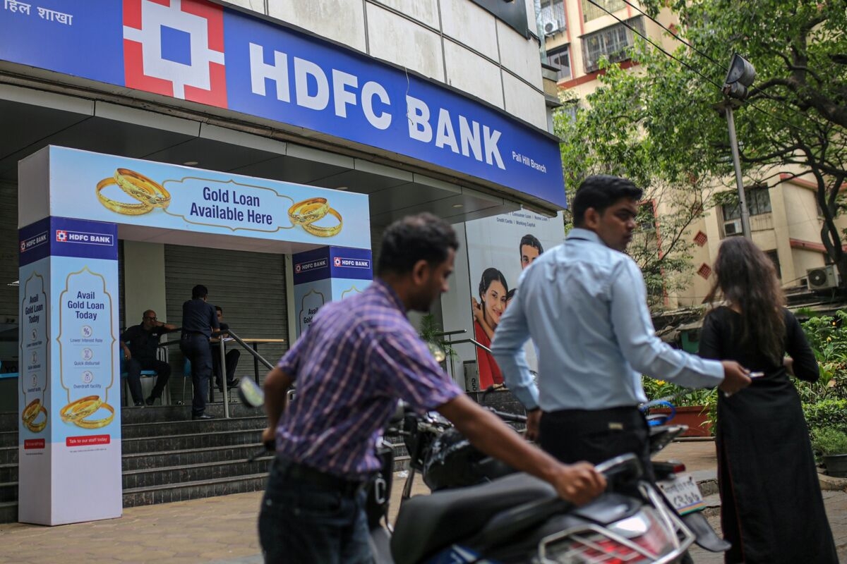 Indian Stocks Hit Seven-Month High as Reliance, HDFC Bank Rally