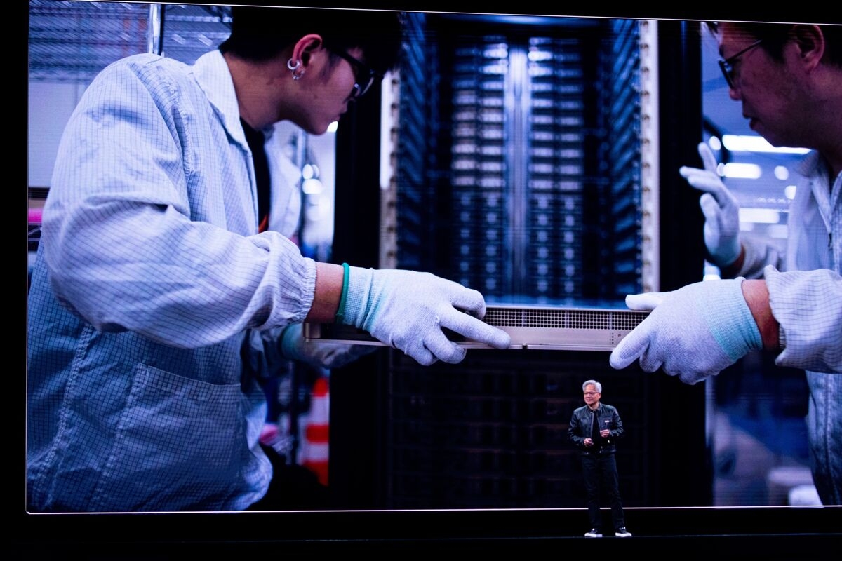 Michael Cembalest on Why AI Is the Stock Market Bet of the Century
