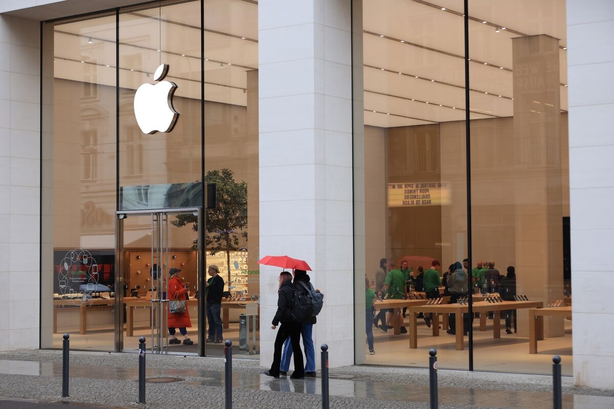 Apple Loses Top Court Fight Against German Antitrust Crackdown