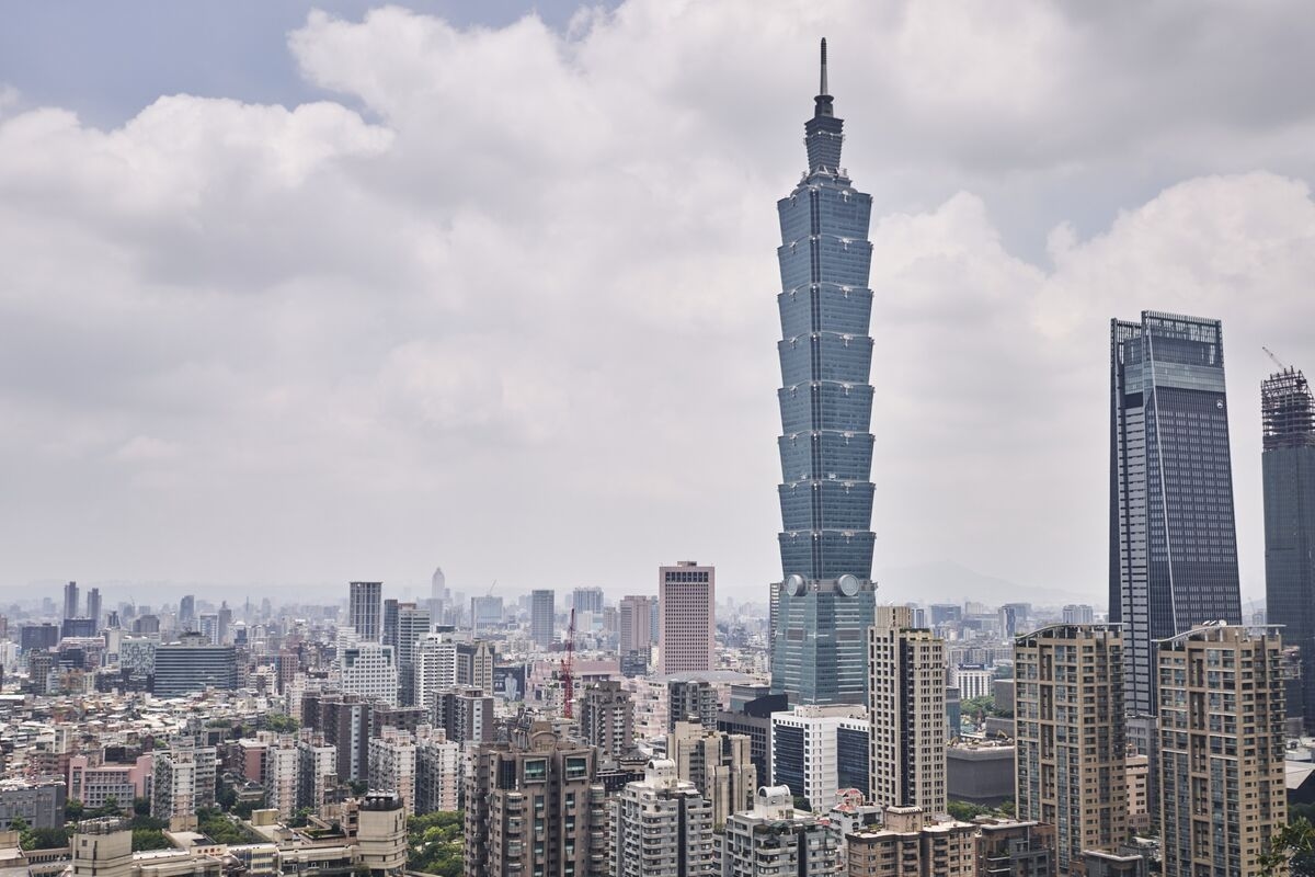 Taiwan's Mercuries Life Is Said to Weigh Options Including Sale