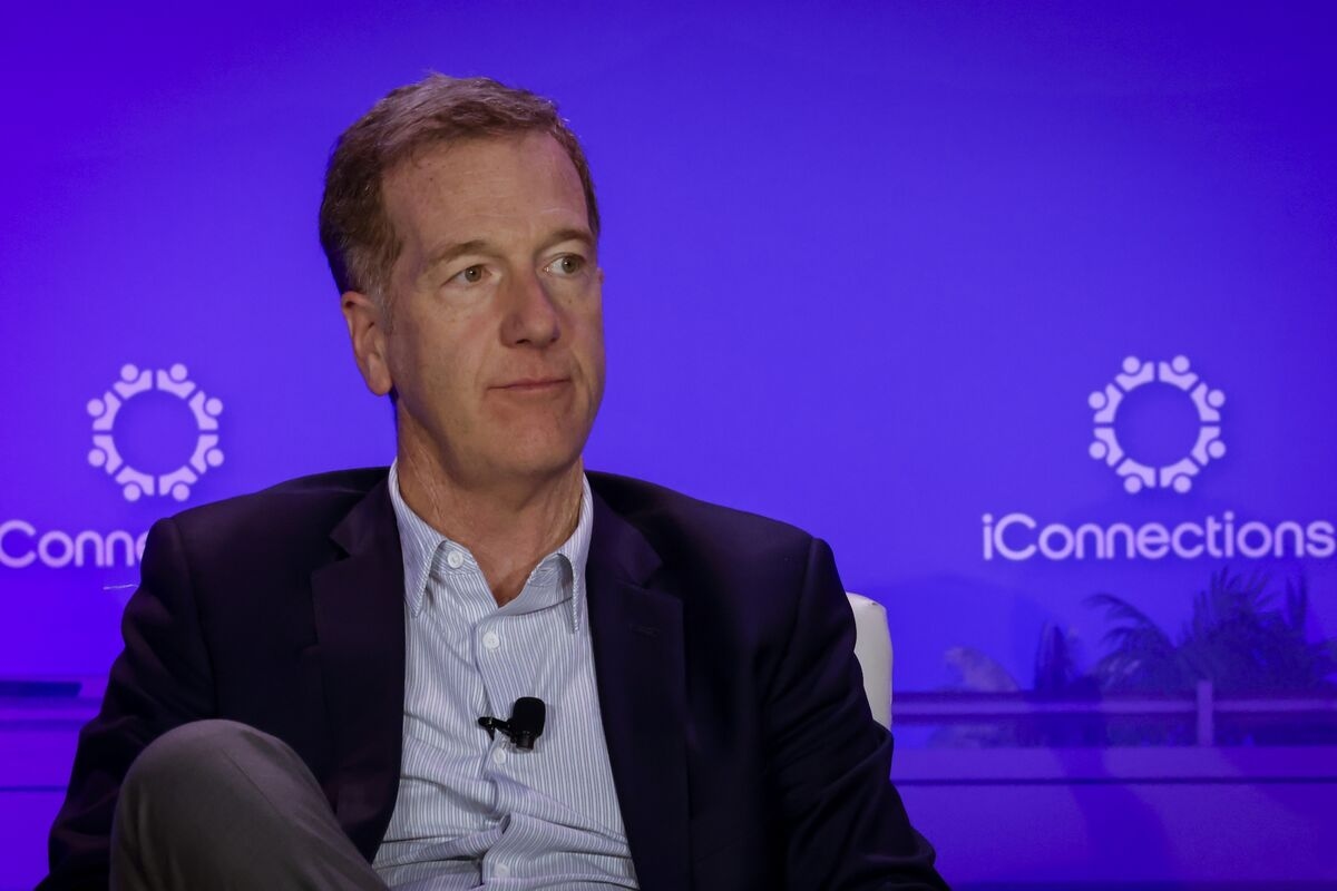 Mike Wilson, Chris Harvey Nailed Calls for Swift Stocks Recovery