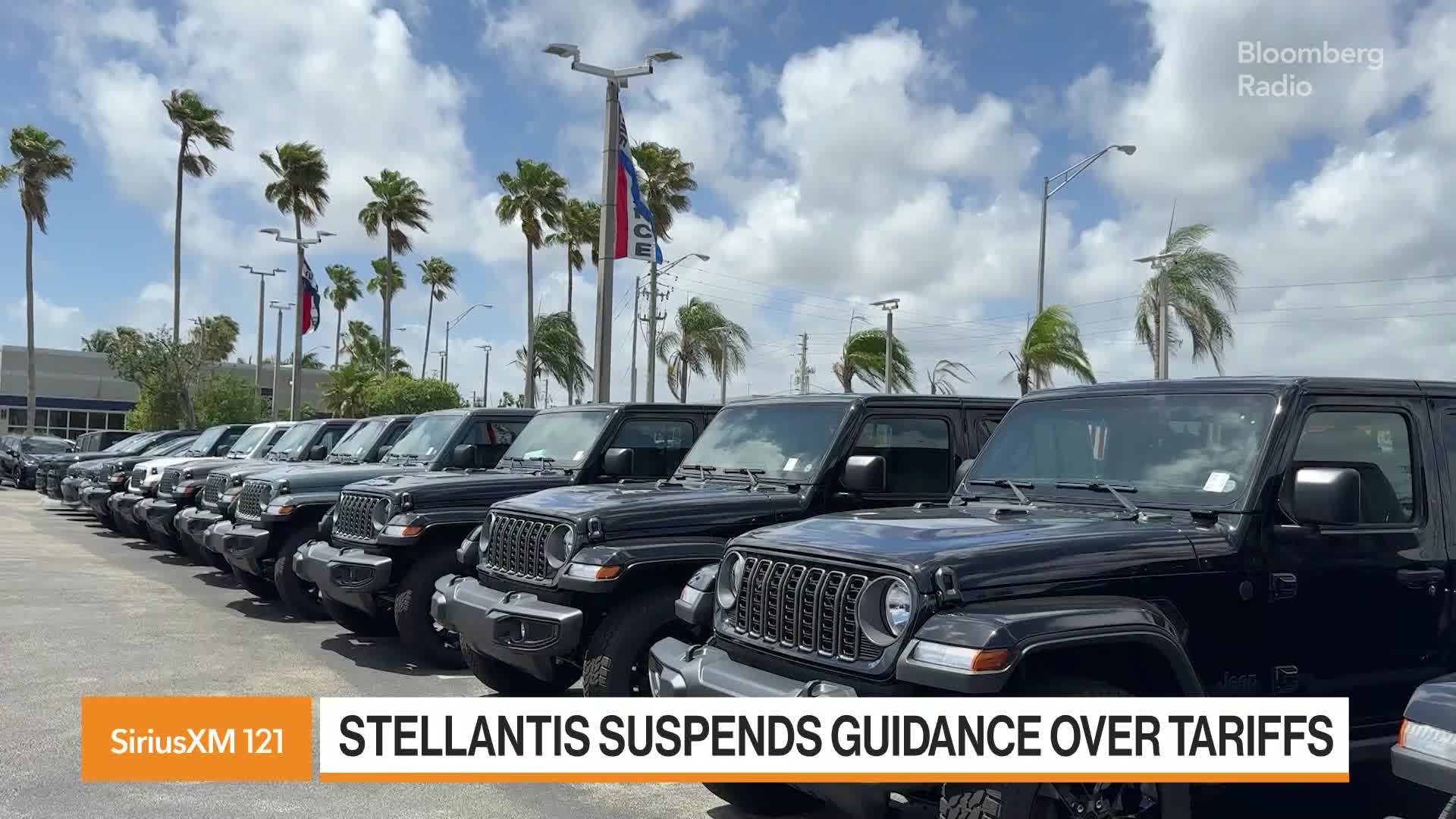 Mercedes, Stellantis Scrap Guidance Amid Tariff Chaos
