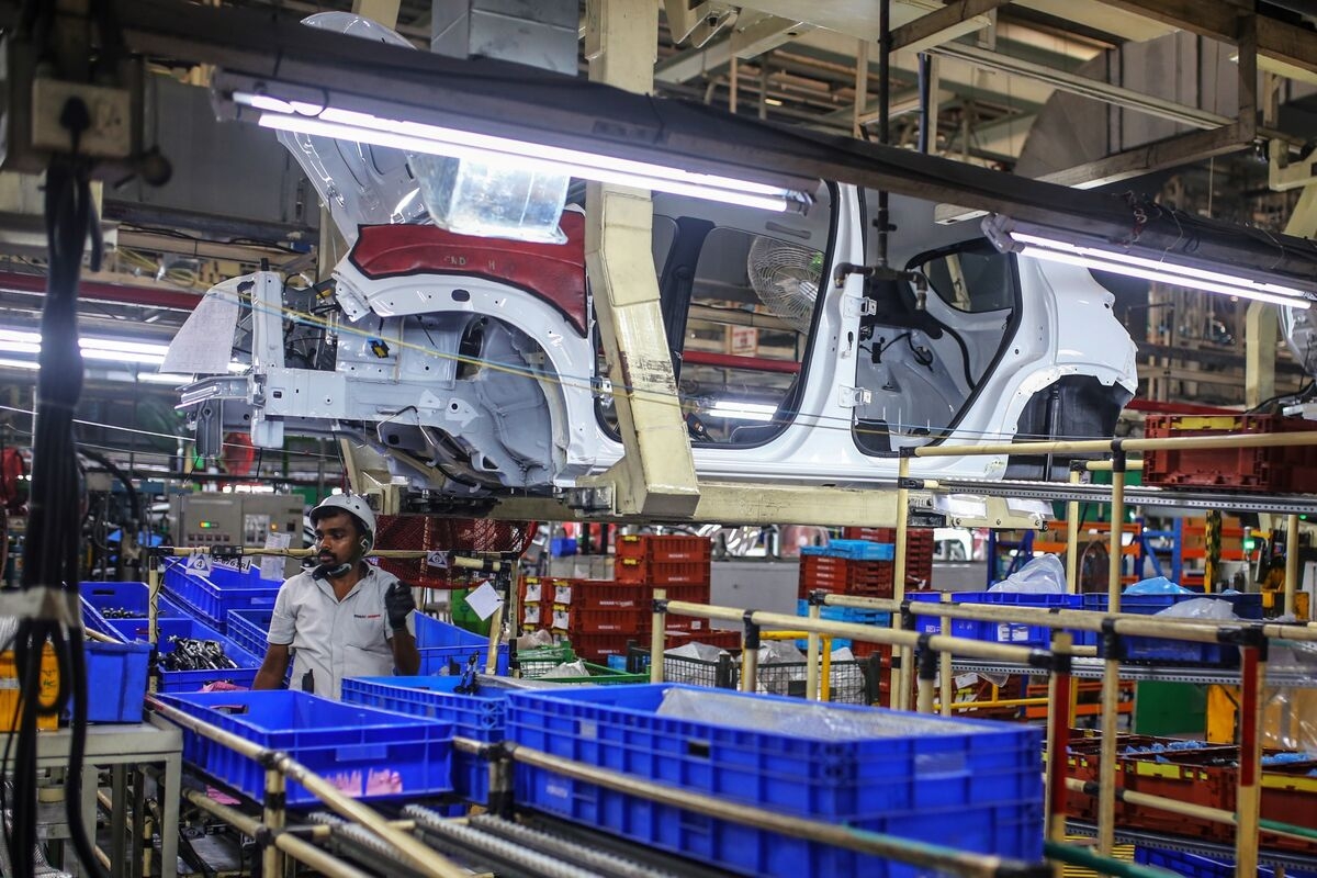 China Rare Earth Curbs Choke India Automakers, Add to Tensions