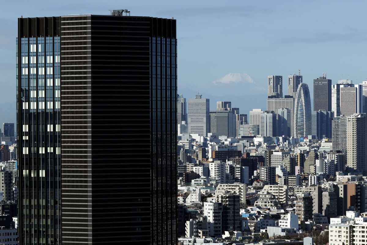 Another Weak Japan Bond Auction Will Add to Global Debt Worries