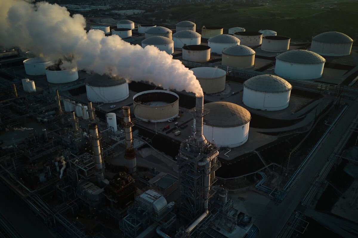 Elliott Set to Win Two Phillips 66 Board Seats in Proxy Fight
