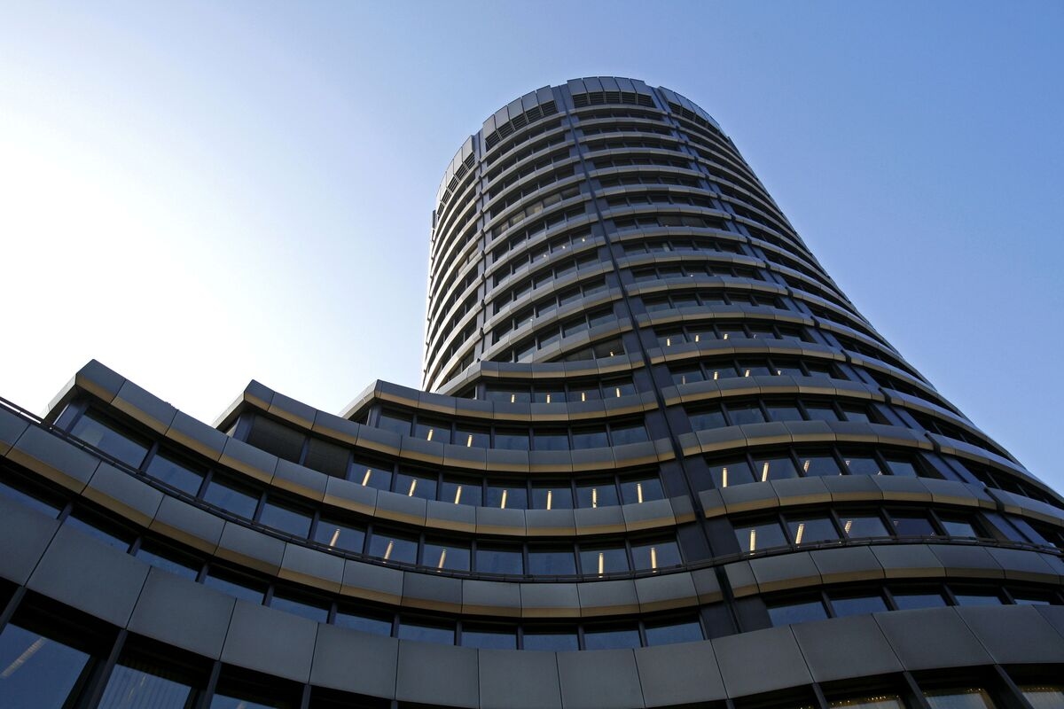 Finance Industry Seeks Overhaul of Global Crypto Rules for Banks