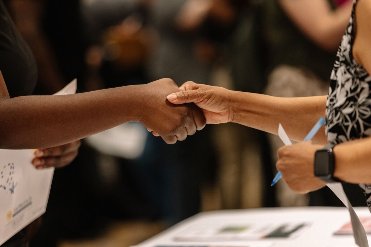 Recruiters' Results Show Thorny Outlook With Tentative Green Shoots