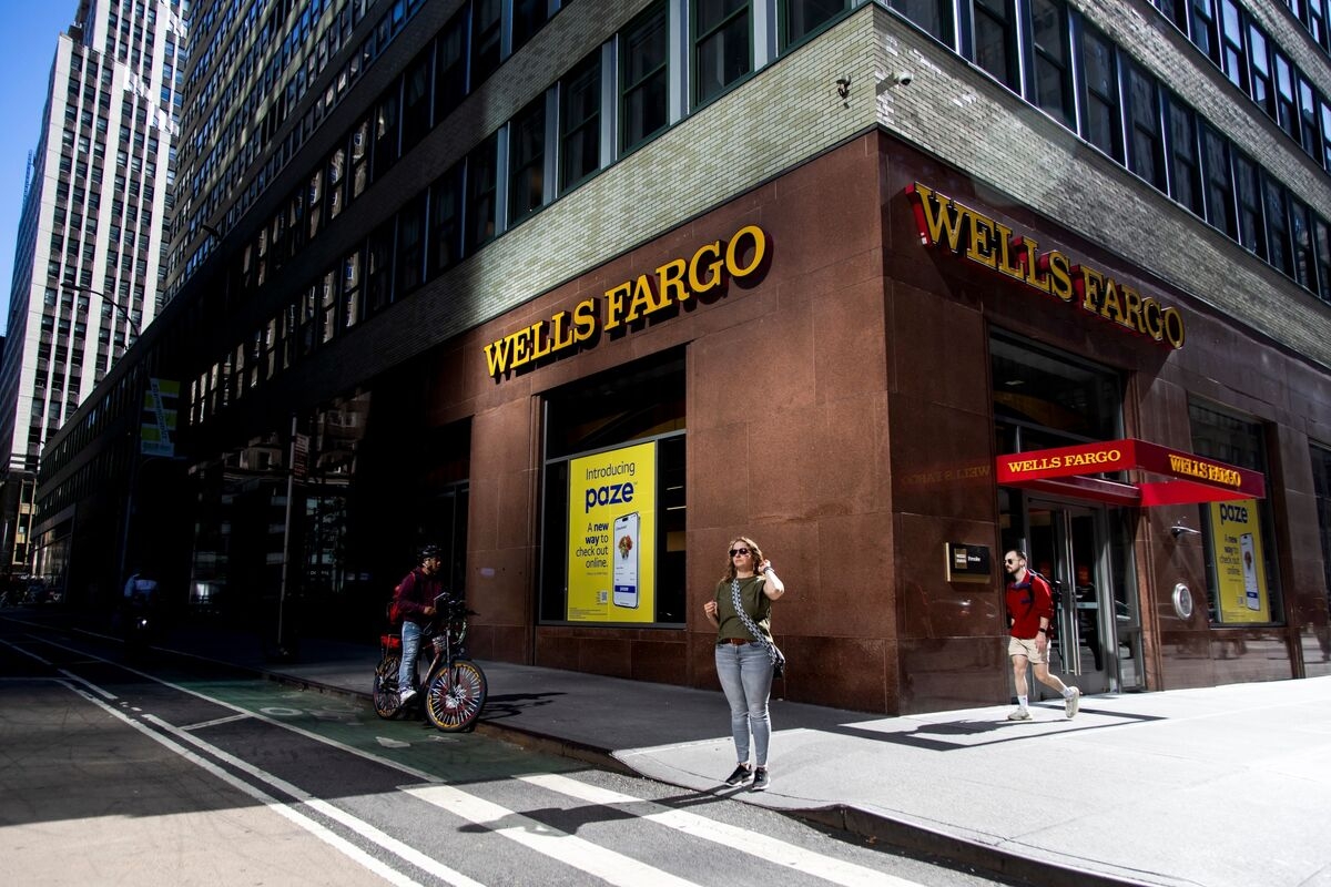 Wells Fargo's Asset Cap Lifted by Fed, Paving Way for Growth