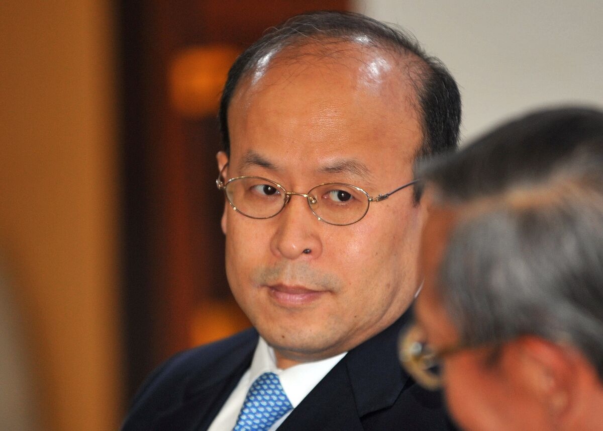 China's Envoy Urges Australia to Resist US Pressure on Military Spending
