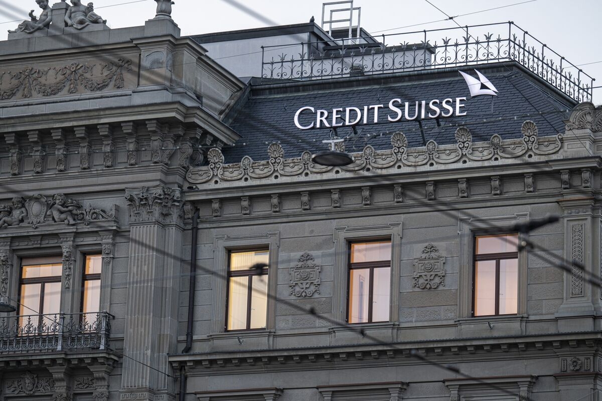 Ex-Credit Suisse Client Pleads to Hiding $90 Million From IRS