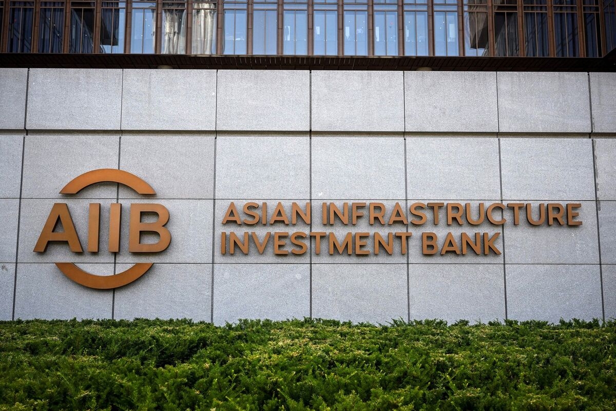 China's Answer to World Bank Plans to Open Singapore, HK Offices