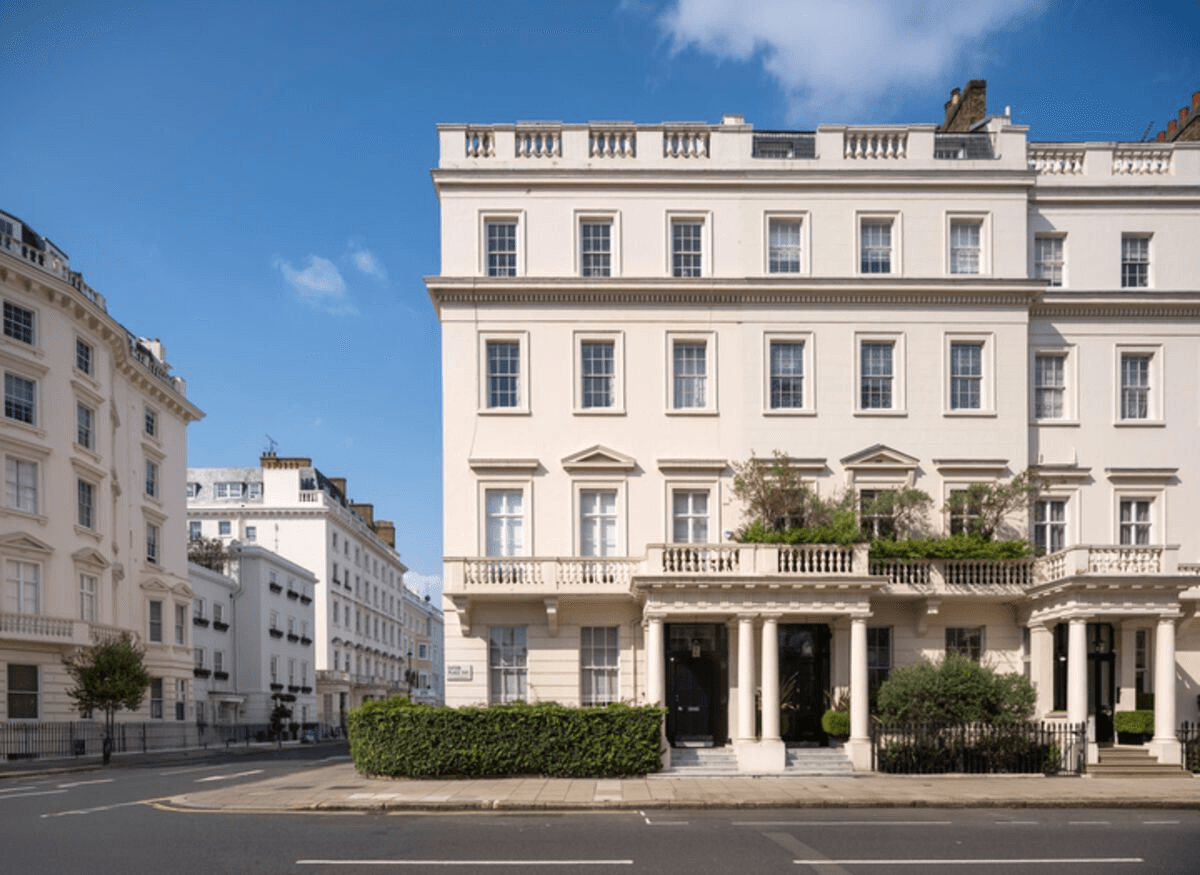 Fleetwood Mac Star Christine McVie's London Penthouse Hits the Market
