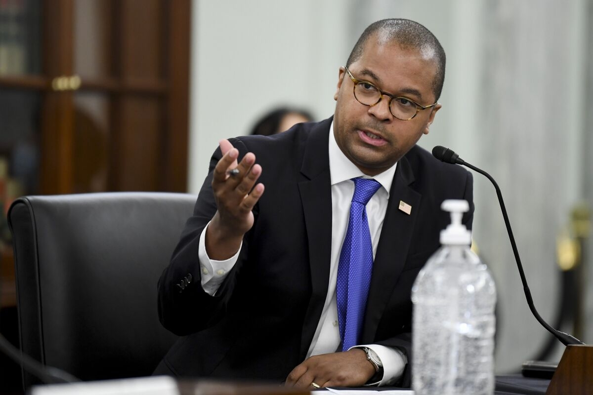 FCC Commissioner Geoffrey Starks, a Democrat, Says He's Stepping Down