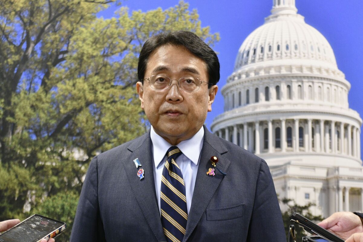 Japan, US Trade Negotiators Meet as Aug. 1 Tariff Deadline Looms
