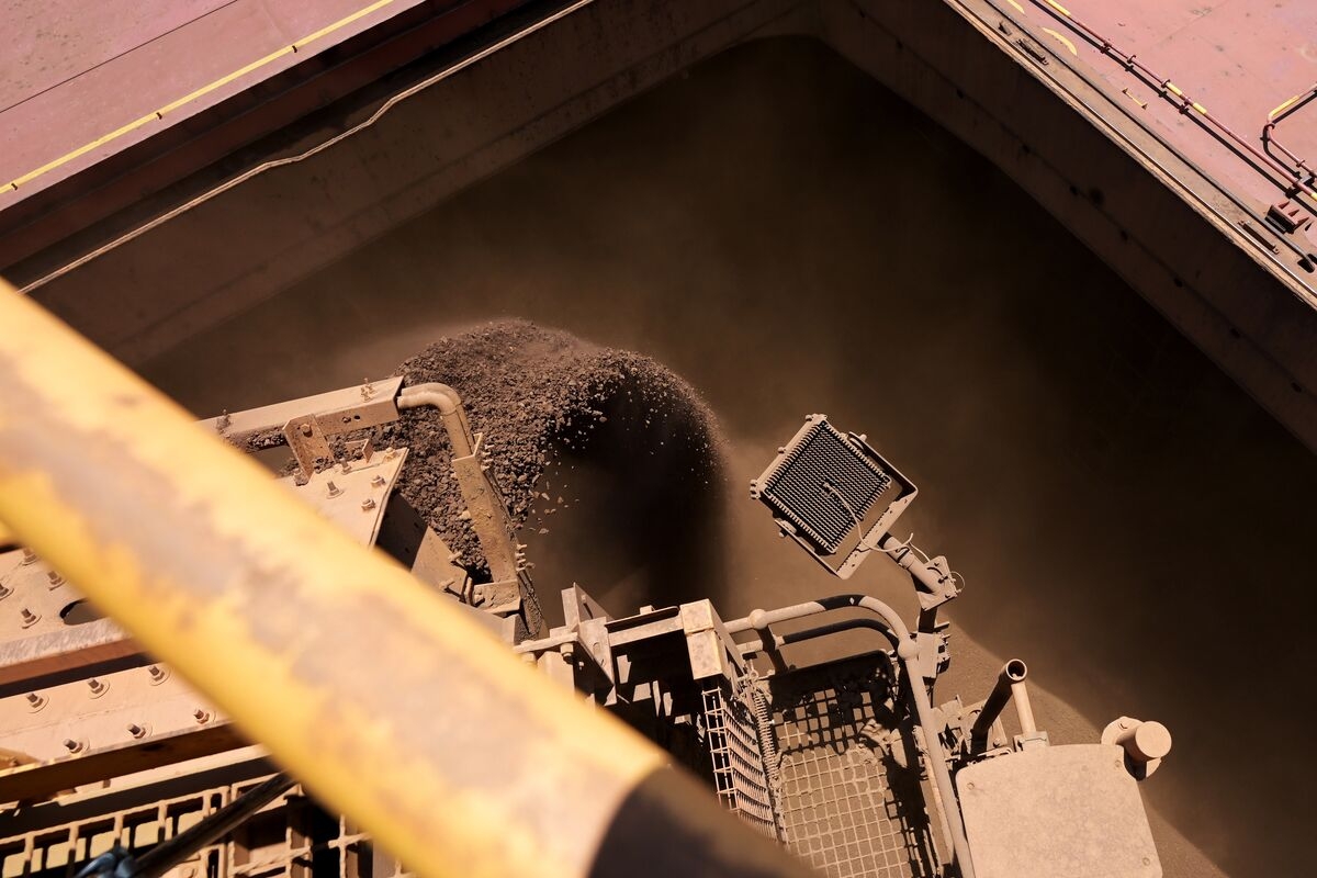 Falling Australian Iron Ore Quality Sparks Grade Benchmark Tweak