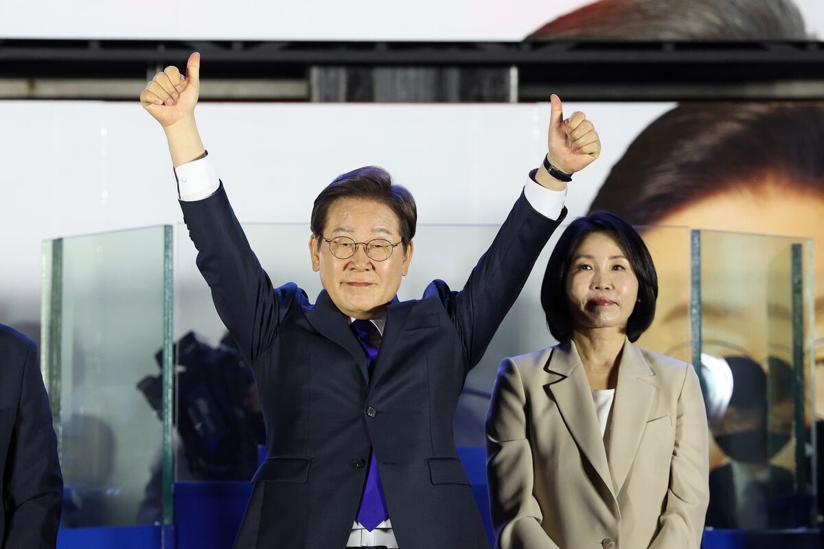 South Korean President's Approval Rises After US Trade Deal