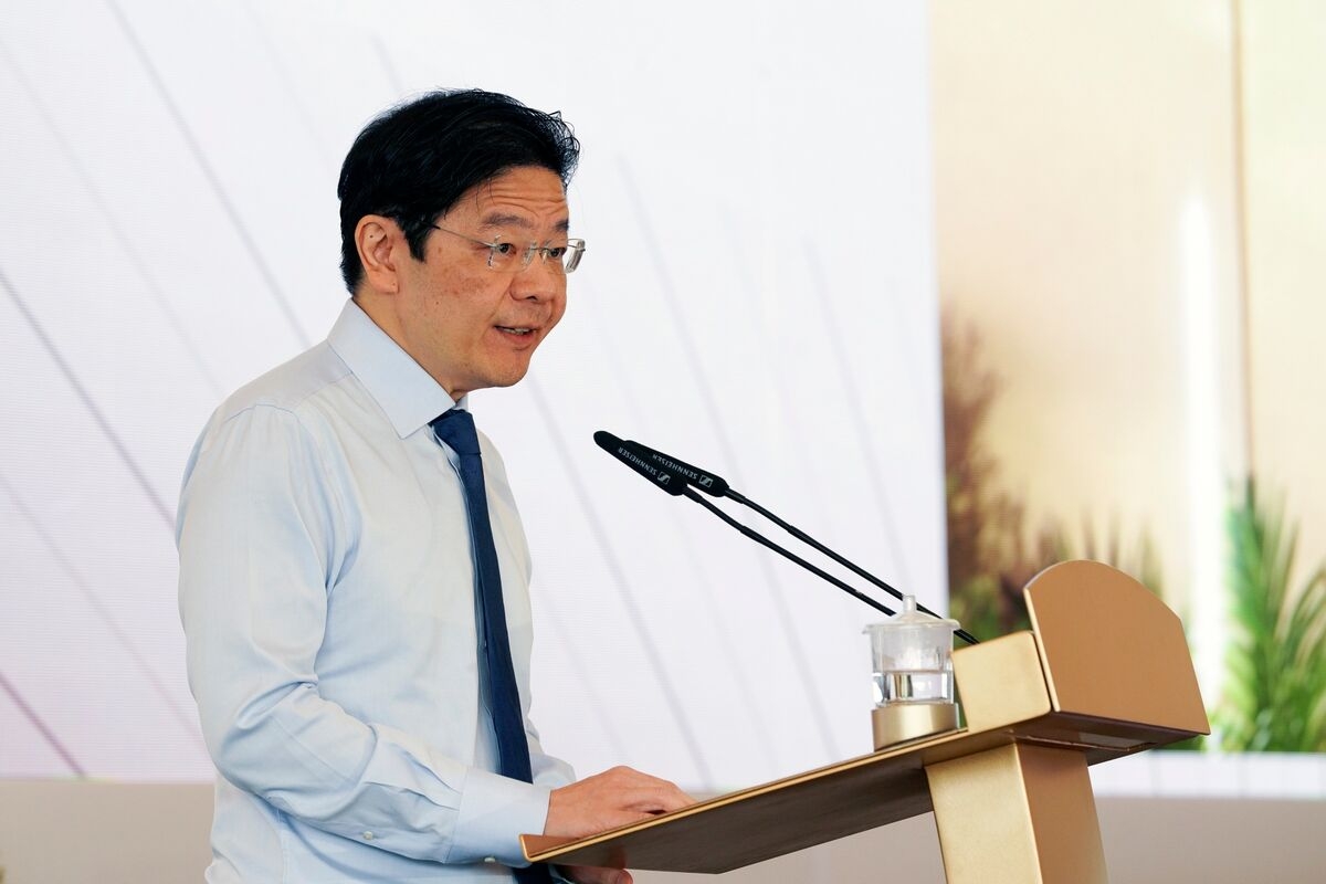 Singapore Firms Eye Philippine Green Energy Projects, PM Wong Says