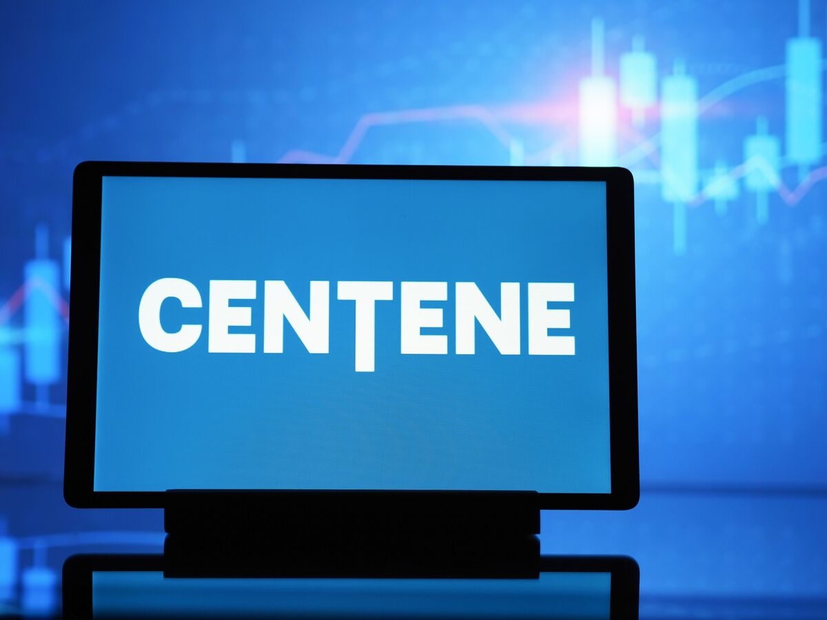 Centene Plunges After Insurer Withdraws 2025 Guidance