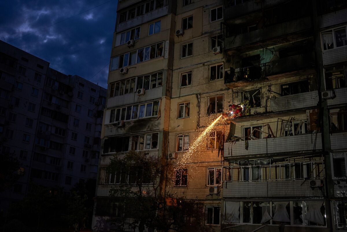 Ukraine Capital Struck in Russian Drone, Missile Attack, AP Says