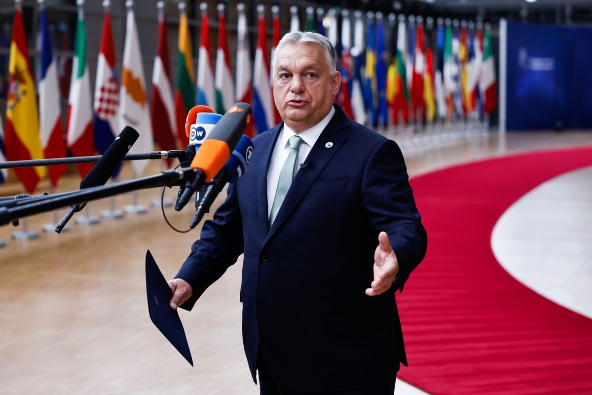 Barclays Sees Substantial Forint Gain If Orban Loses 2026 Vote