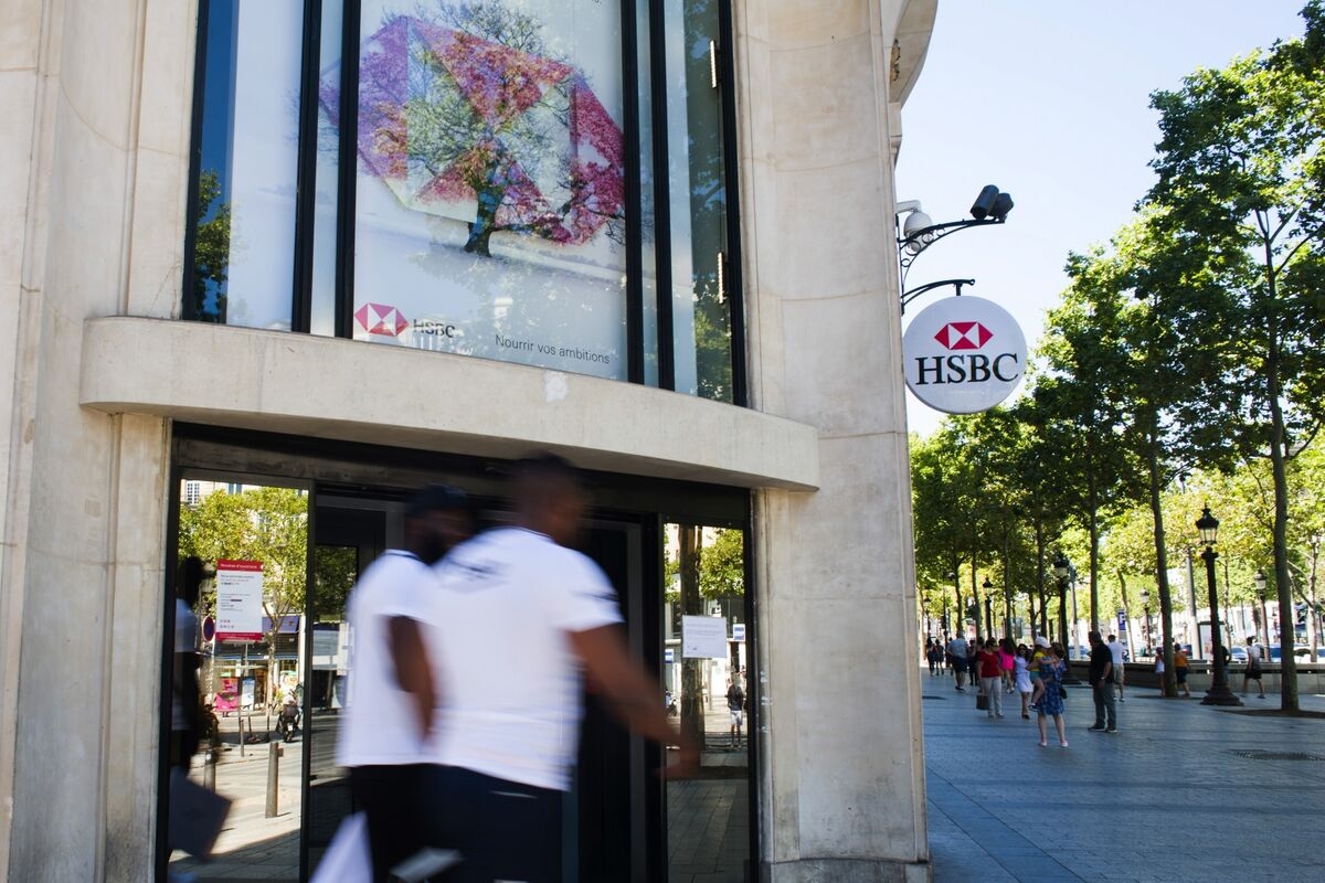 HSBC Sells French Loan Portfolio to Its Former France Subsidiary