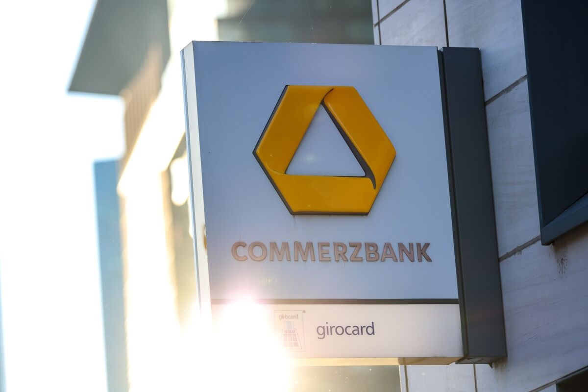 JP Morgan, Commerzbank and ING to Support European Defense Bank
