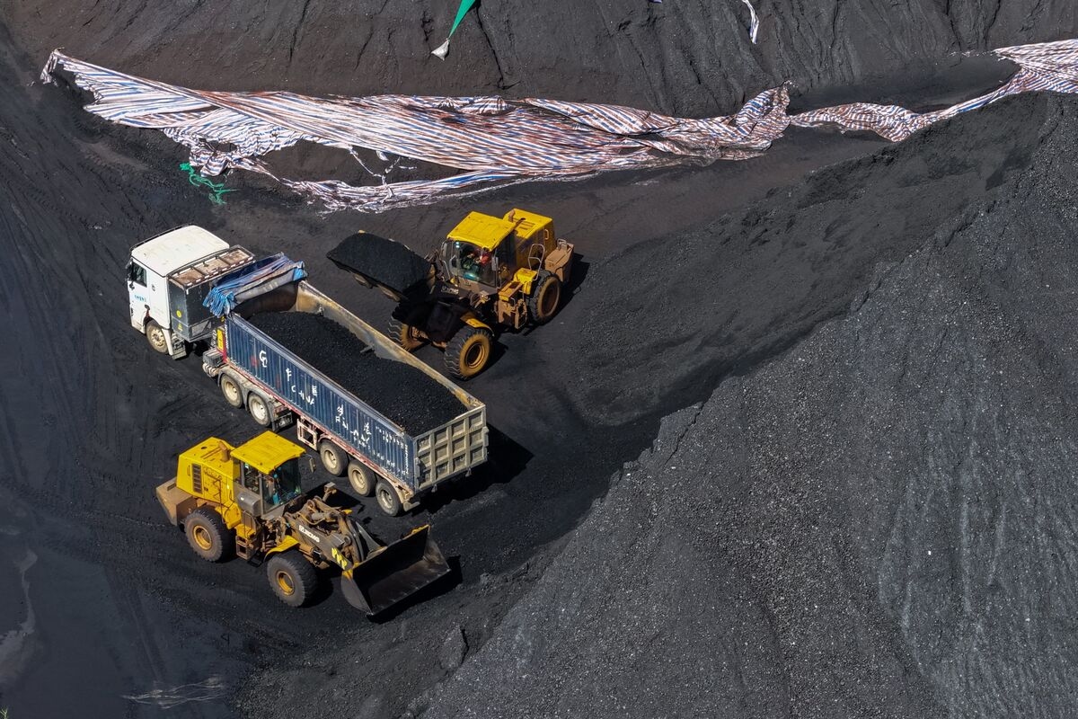 China's Coal Price Surge May Lose Steam Without Policy Support