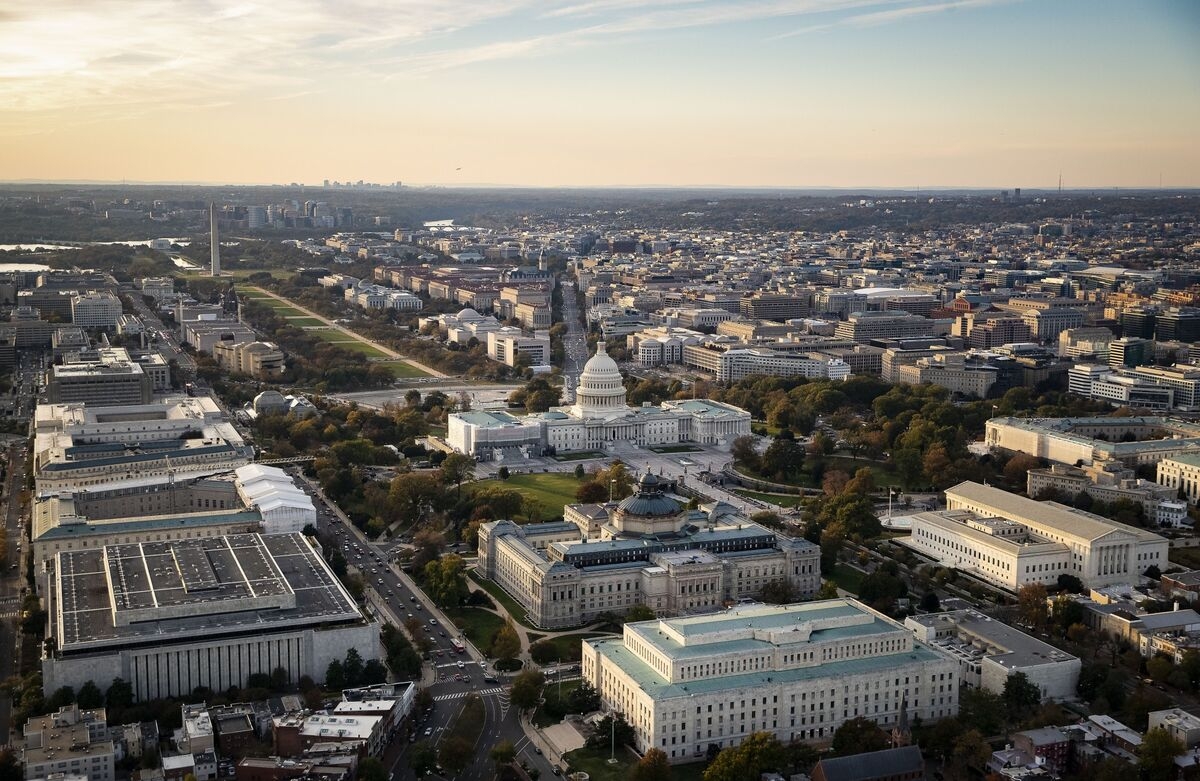 US Credit Rating Cut by Moody's on Government Debt Increase