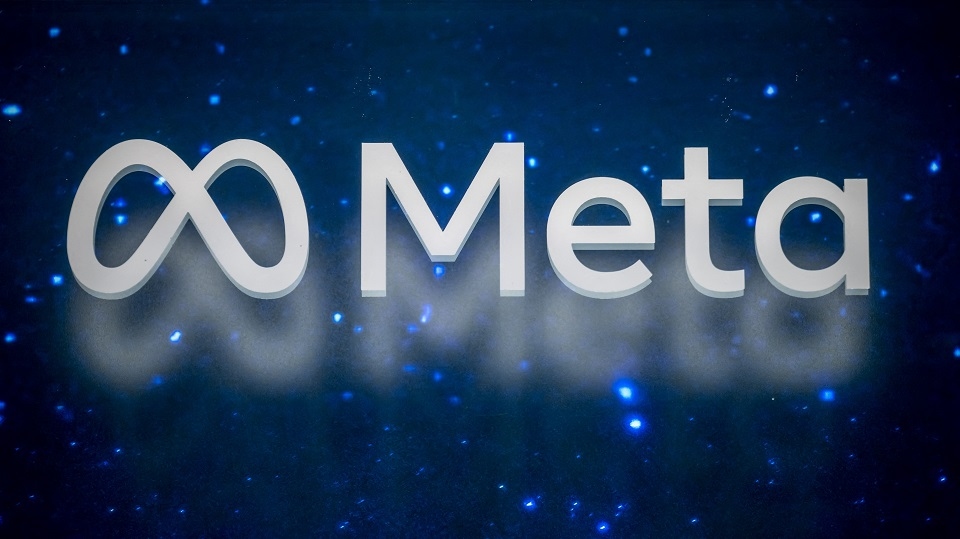 Meta Hires Two Key AI Researchers From Apple