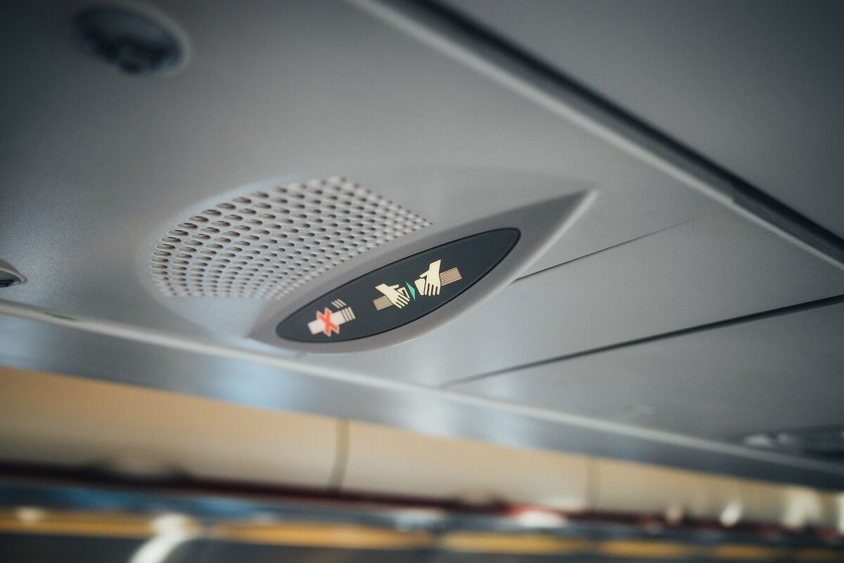 Landing in Istanbul? Stay Seated—or Risk a Fine