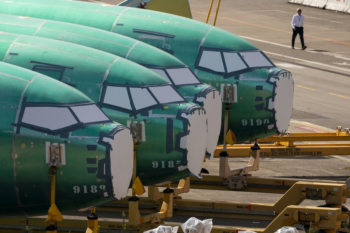 Boeing Says New Model to Replace 737 Max Not a Priority: FT
