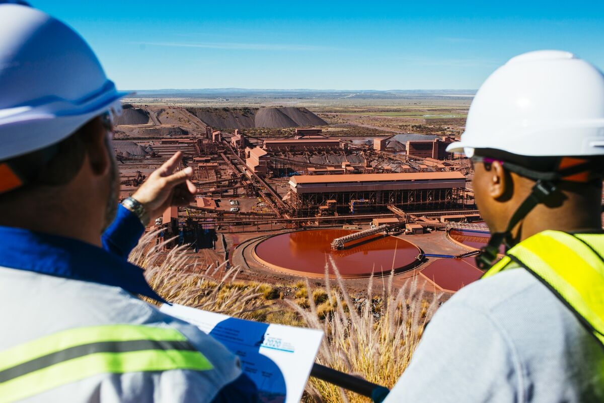Anglo's South African Iron Ore Unit Says Rail Snags Stabilize