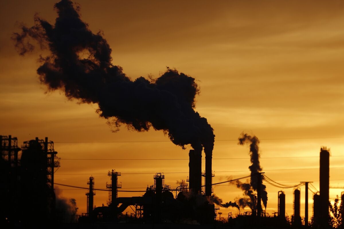 Phillips 66 Weighs Projects to Profit From Tight Diesel Market