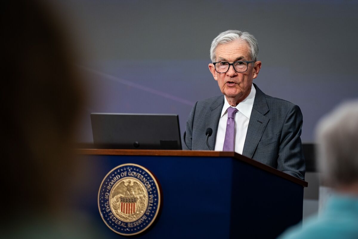 Bond Investors Look to Fed for Guidance on Timing of Rate Cuts