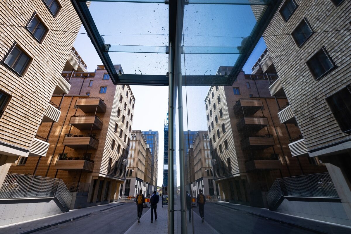 Norway's Home Prices Shrink for First Time in Nine Months