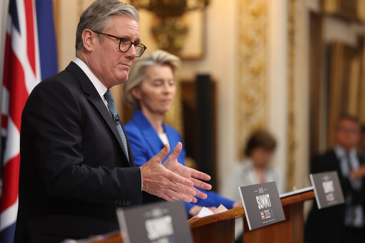 UK's Starmer Reached a Deal to Reset Relations With the EU