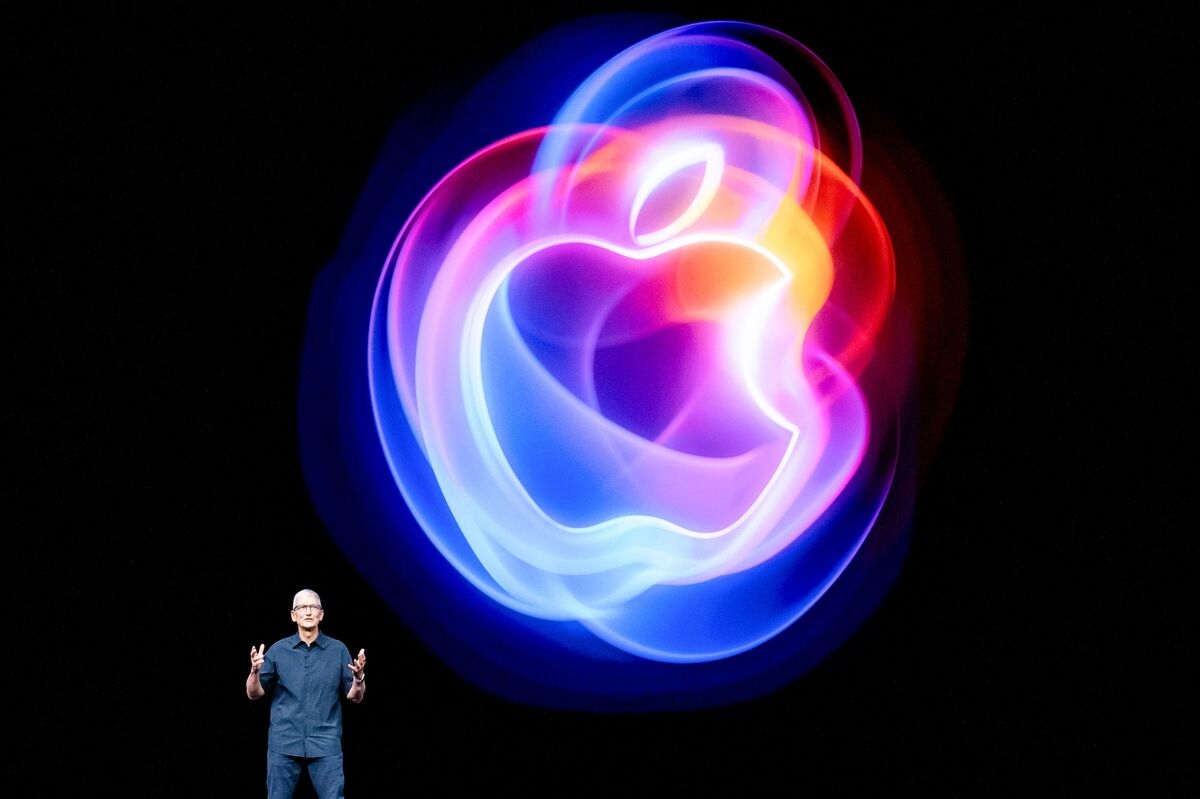 Your Questions on Apple's Critical 2025, Answered by Mark Gurman