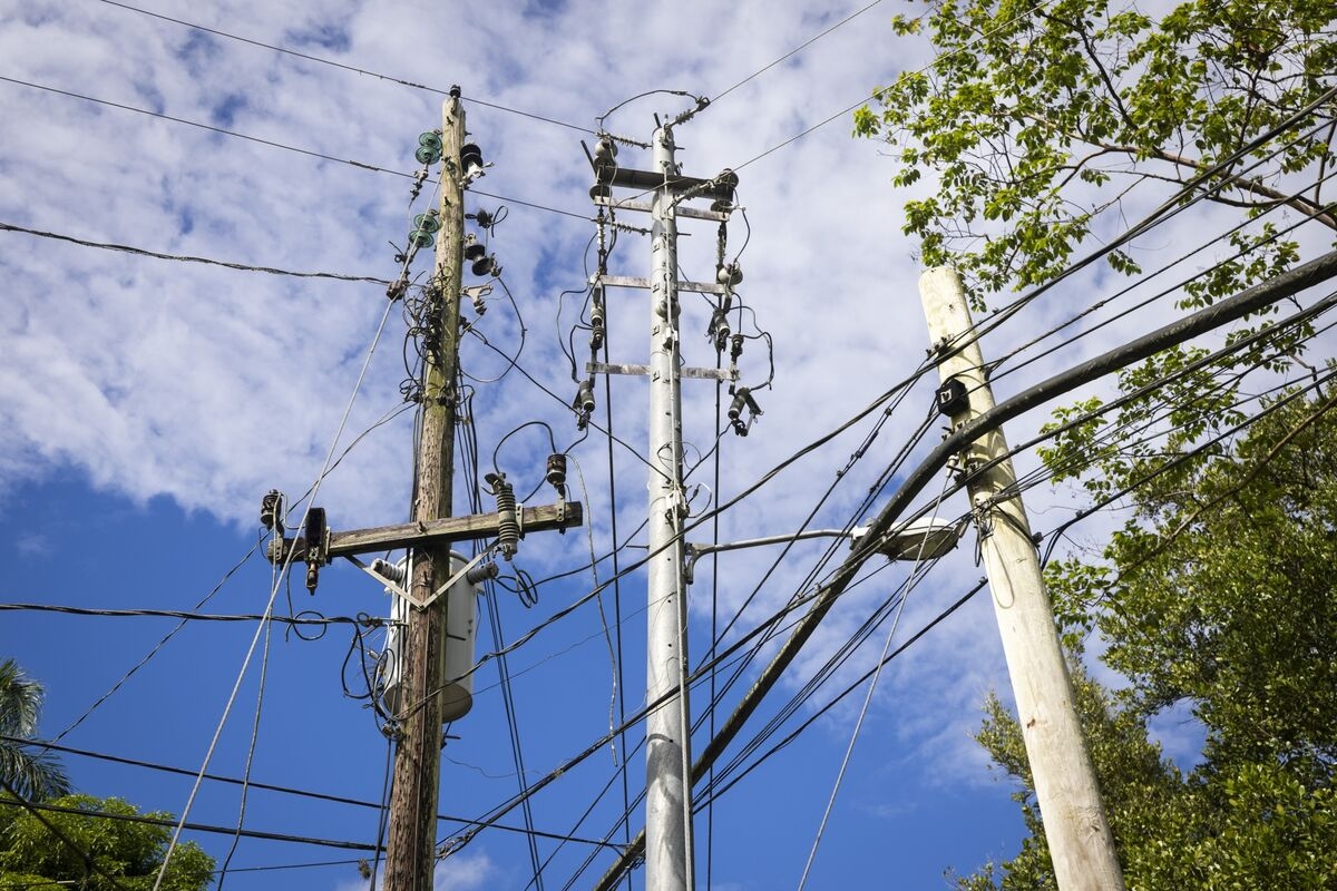 Puerto Rico Idles Power Plants as New Fortress Withholds LNG