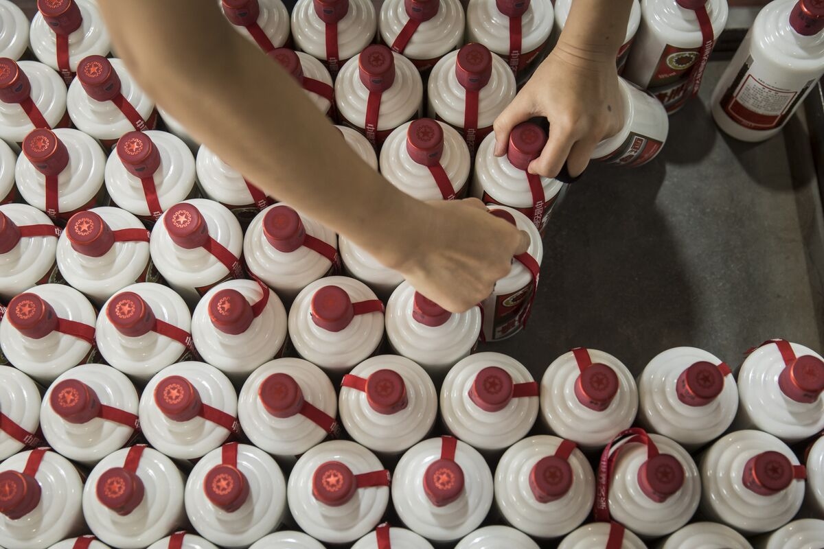 Moutai Posts Worst Growth in Years as Chinese Cut Back on Liquor