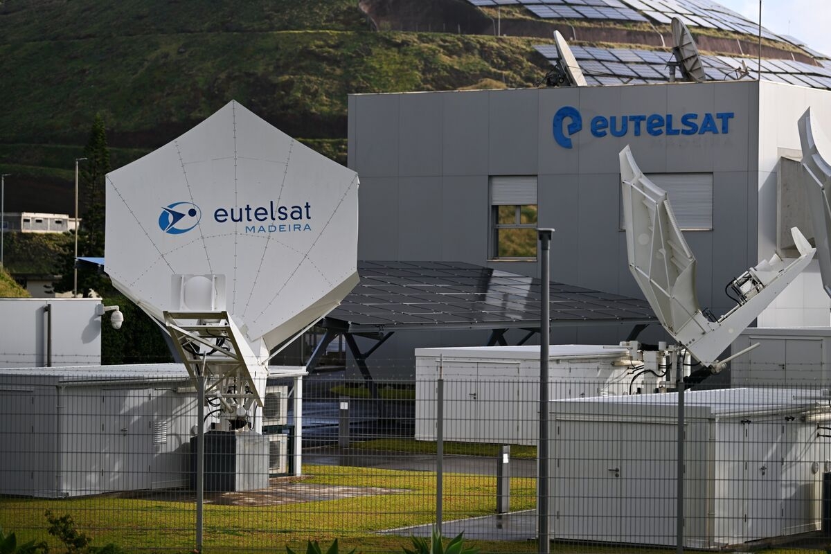Eutelsat Inks Deal to Supply French Military Satellite Coverage