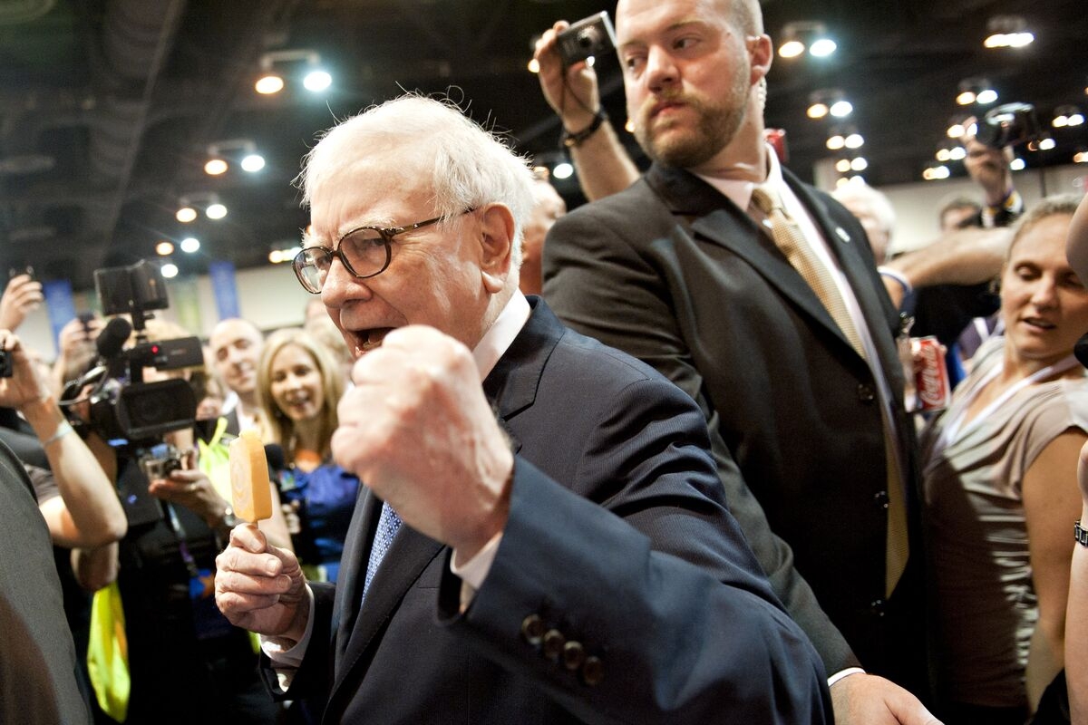 Six Decades of Spelling Warren Buffett's Name Wrong