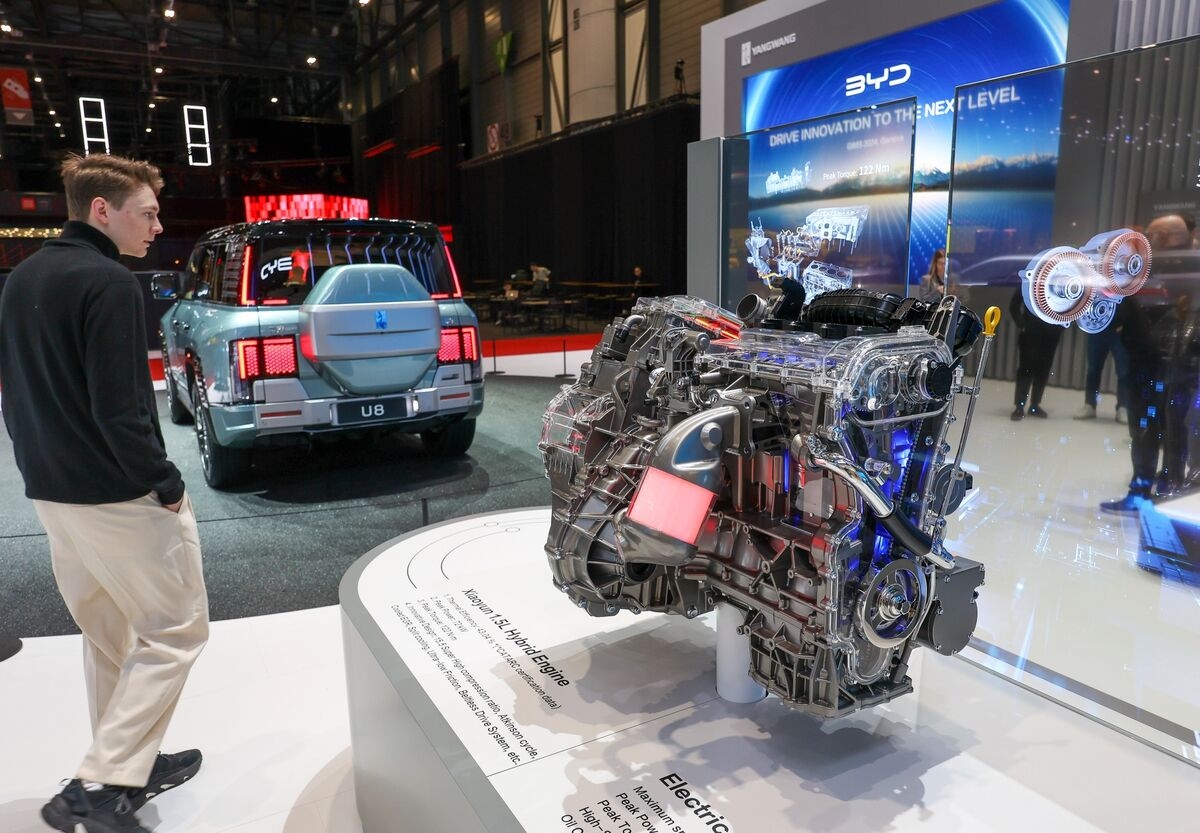 Chinese Automakers Crank Up Sales of Cars With Combustion Engines in Europe