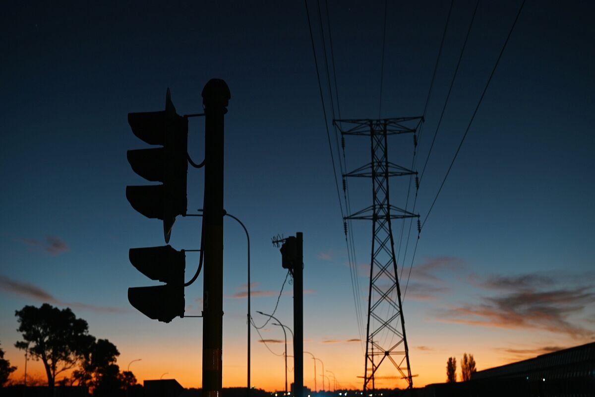 South Africa's Eskom Plans Rolling Power Blackouts to Thursday