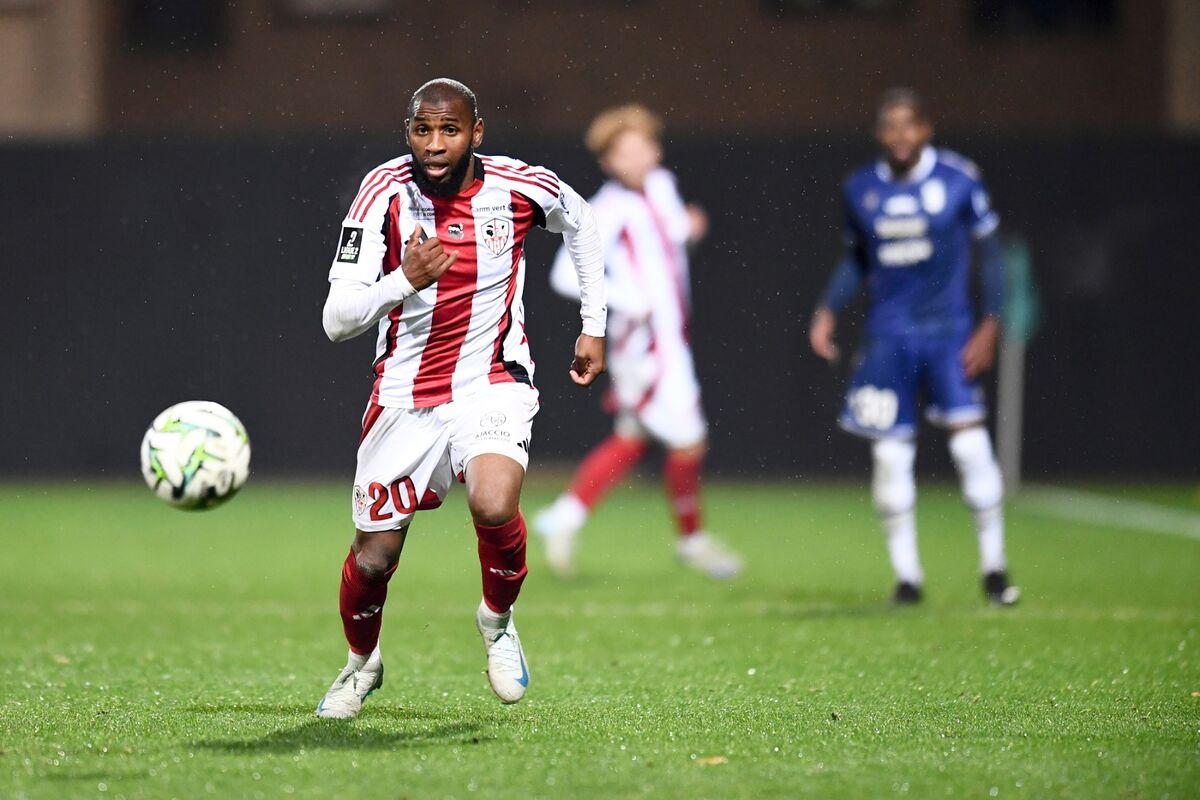 Historic, Debt-Laden French Football Team on Sale for Just €1