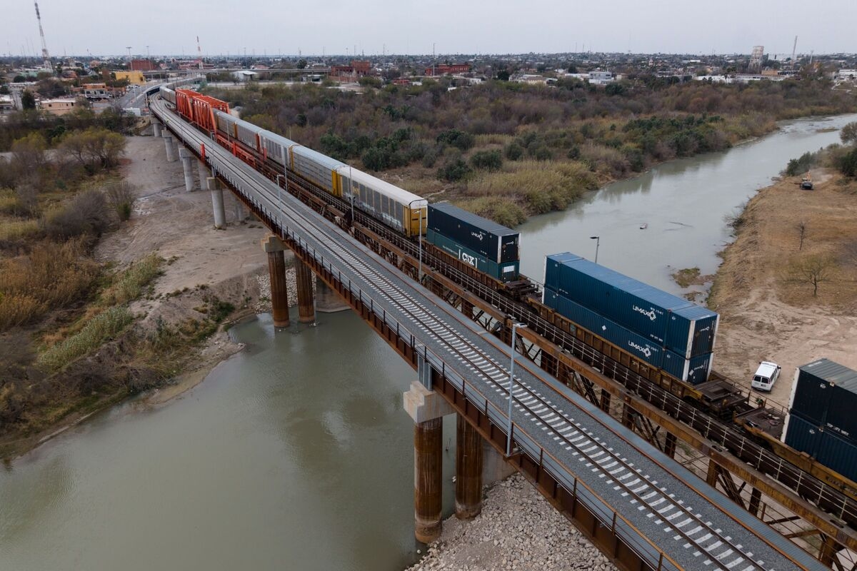 Mexico Is in Talks to Avoid Trump's Latest Tariff Threat