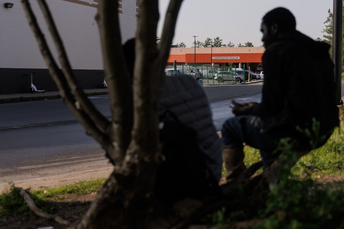 How Home Depot Parking Lots Turned Into Deportation Hotspots