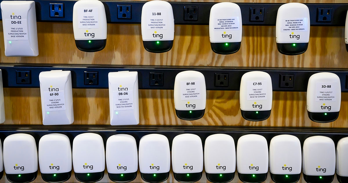 Blackout, Fire Warnings Flashed From Home Sensors Hours Before Crises