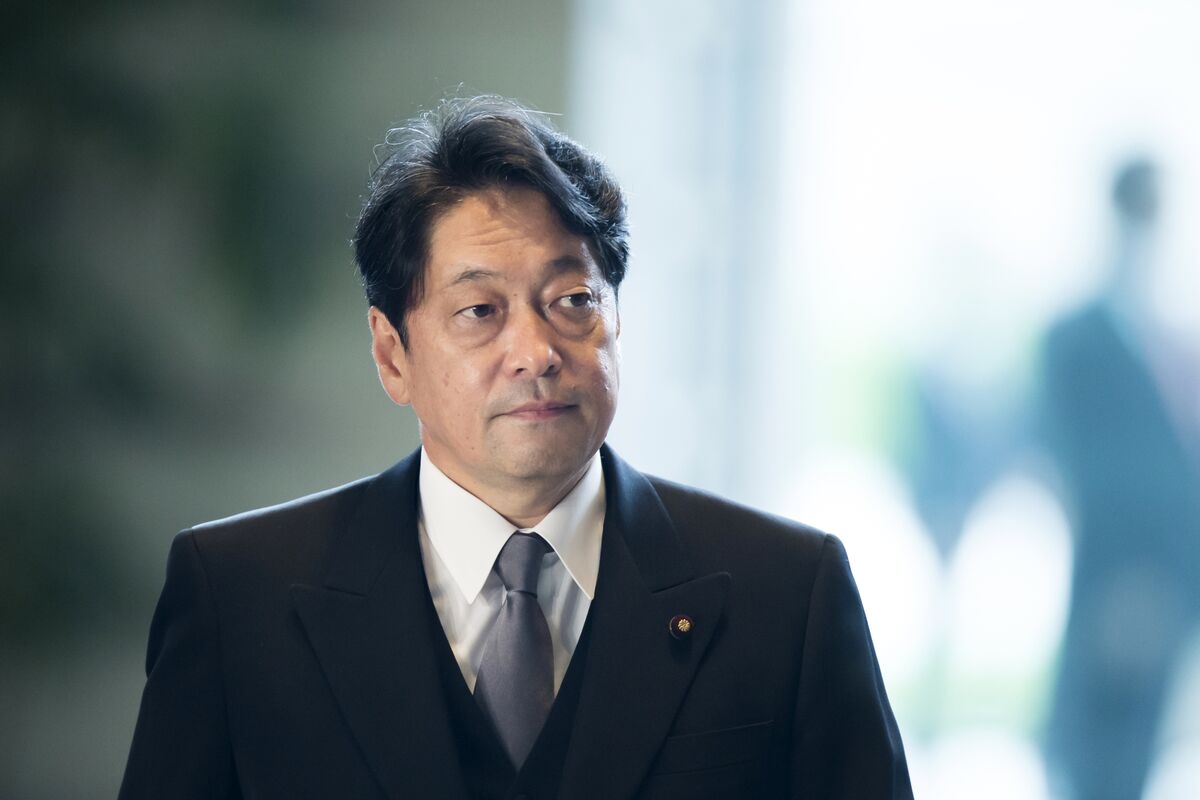 Japan Policy Chief Hits Back at US Call for 5% Defense Spending