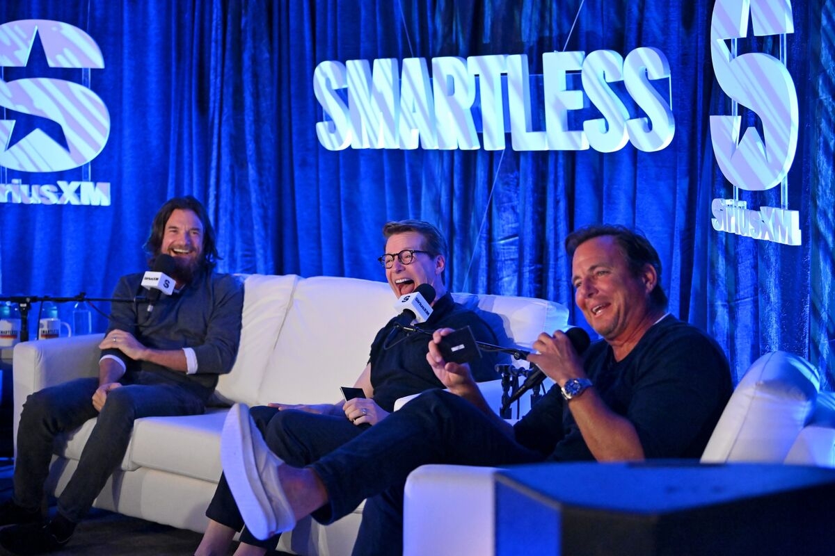 ‘SmartLess' Podcast Hosts Are Starting a Phone Company